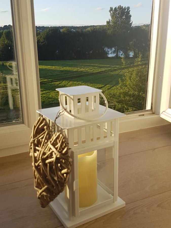 Lucriolla Hotell Oree-d'Anjou Exteriör bild
